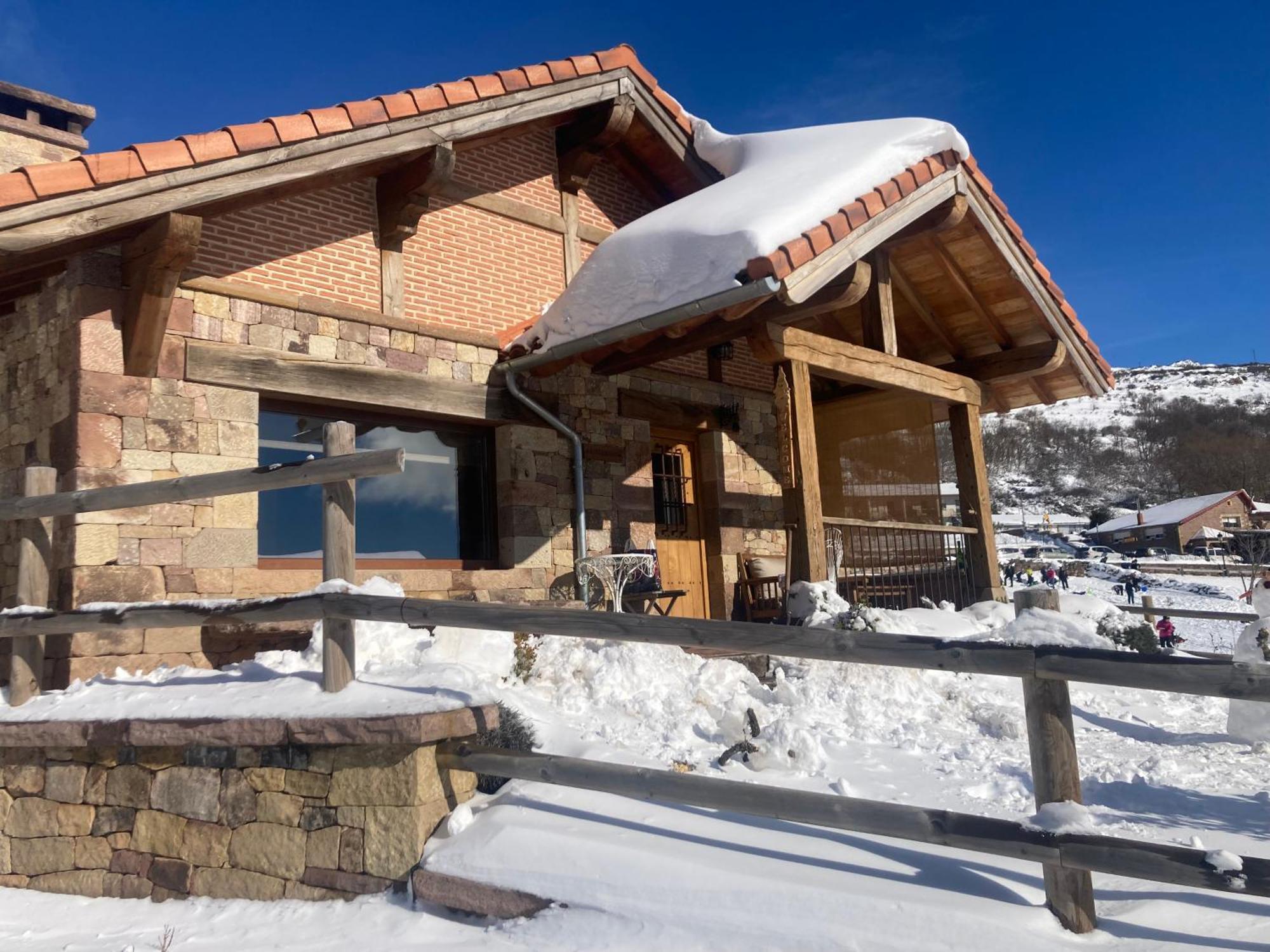 Chalet Chozos De La Brana Branosera