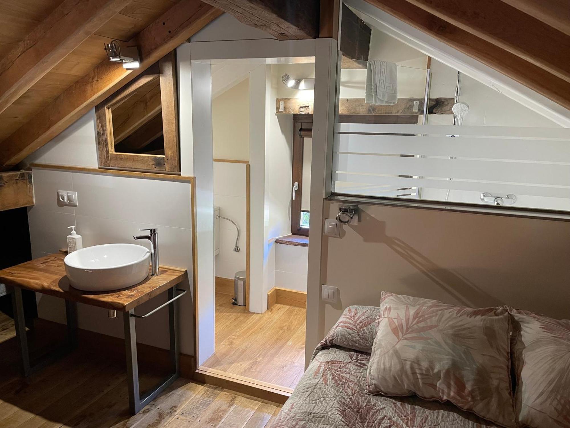 Chozos De La Brana Chalet Branosera